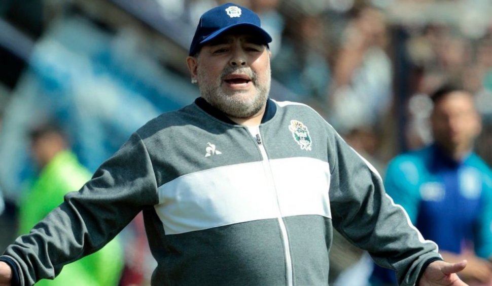 Opt cadre medicale vor fi judecate în legătură cu moartea lui Diego Maradona