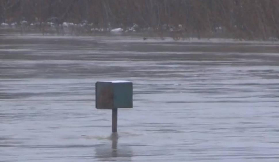 Alertă hidrologică: Pericol de inundaţii în mai multe regiuni ale României