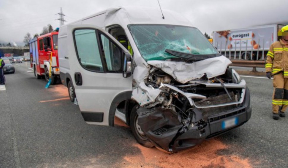 Român implicat într-un accident în Austria: Timp de 20 de minute, autostrada a trebuit să fie închisă complet!