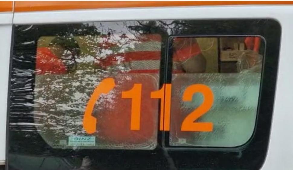 Un copil de doi ani a murit după ce a căzut de la etajul patru al unui bloc din Ploiești 829638