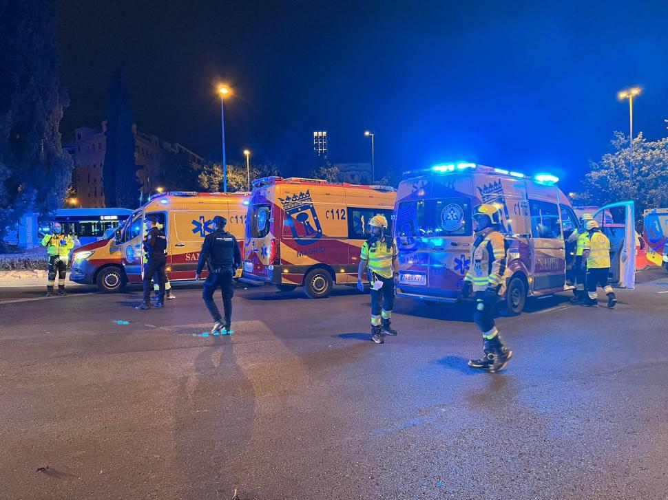 Doi oameni au murit și 10 au fost răniți, într-un incendiu provocat din cauza mâncării flambate la un restaurant din Madrid  829908