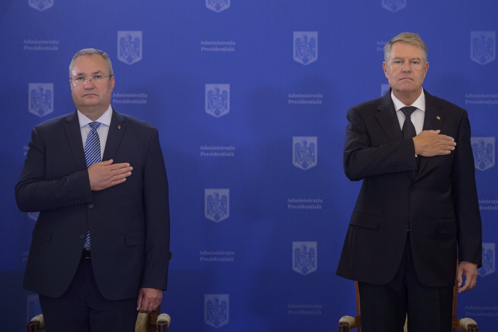 Nicolae Ciucă şi Klaus Iohannis, mesaje de Ziua Forțelor Terestre: "Apărarea României este pe mâini bune"