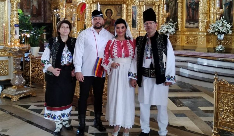 Adriana Bahmuțeanu s-a căsătorit religios în Ucraina: "Ce-a unit Dumnezeu, omul să nu despartă"