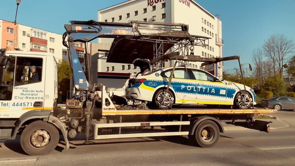 Carambol cu o autospecială a Poliției și alte trei mașini, în Cluj-Napoca: Șase răniți, printre care și doi polițiști 830154