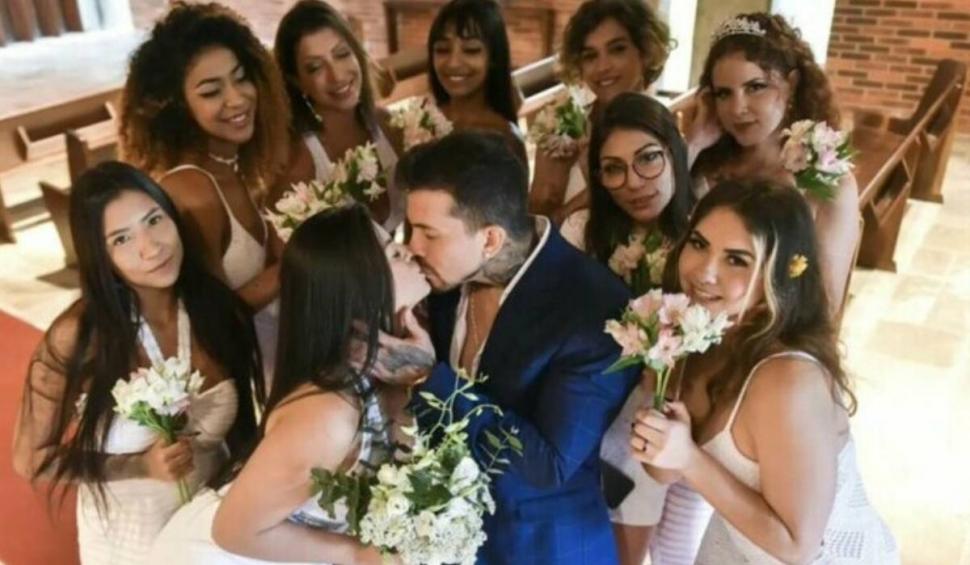 Câți bani a dat un bărbat pe patul în care doarme alături de cele șase soții ale sale 830407