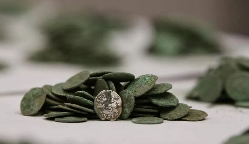 Descoperire de valoare, în Dolj. Un român a găsit o comoară din vremea romanilor