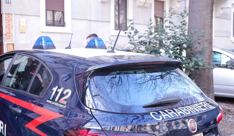 Un român de 19 ani a fost găsit carbonizat într-o parcare, în Italia