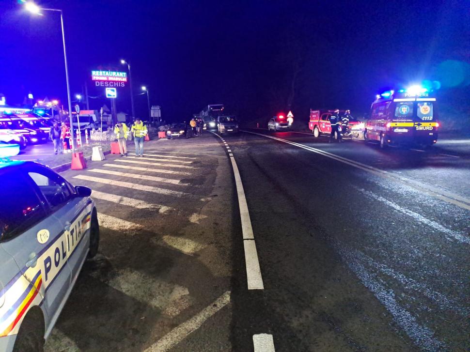 Accident grav cu două autocare în care sunt 90 de elevi şi profesori. A fost activat Planul Roşu de Intervenţie 830695