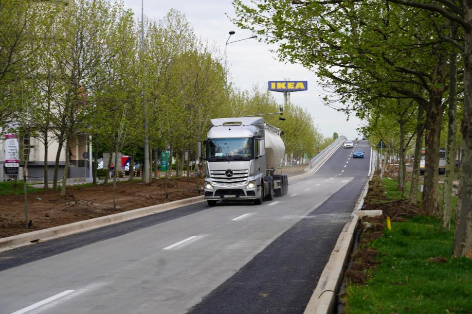 Două pasaje supraterane din zona comercială Pallady din București, au fost deschise circulației 830917