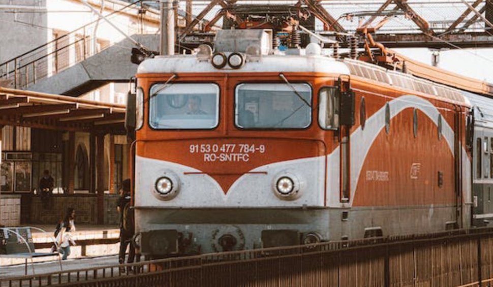 CFR Călători suplimentează trenurile care duc spre mare în minivacanţa de 1 Mai