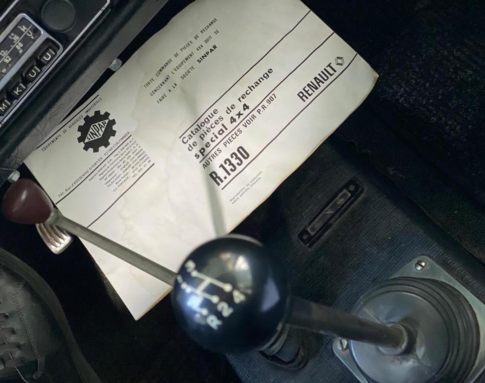 Surpriza găsită de inginerii RAR lângă schimbătorul unei maşini pe care mulţi români o confundă cu Dacia 1300 830953