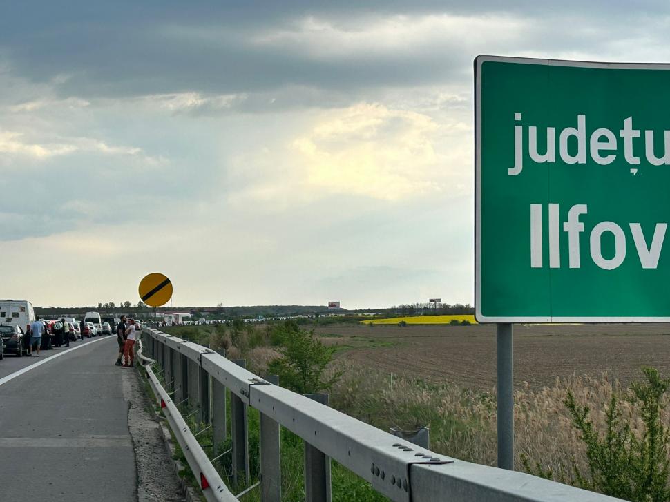 Accident grav pe Autostrada A3 București - Ploiești | Traficul a fost blocat | A fost mobilizat un elicopter SMURD 831316