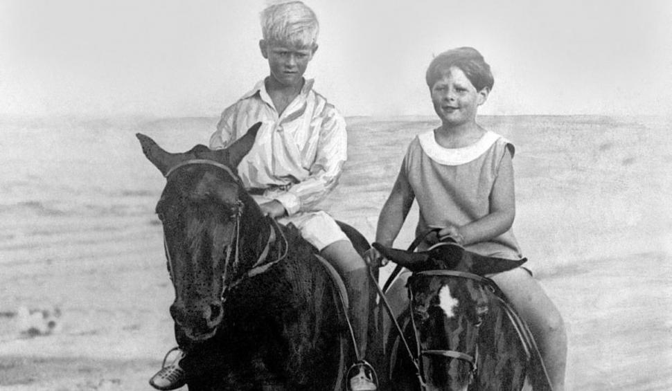 Recunoşti băieţelul dolofan cu obraji rumeni şi ochi albaştri? Este un caz singular în istorie 831257