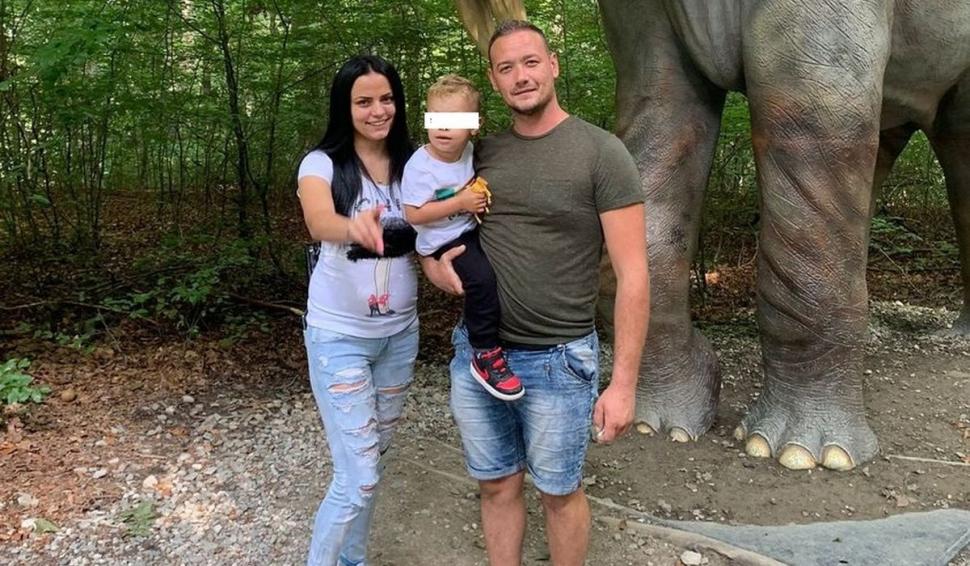 "De ce mi i-ai luat Doamne pe amândoi, cu ce ți-am greșit?" | Strigătul de durere al Alinei, femeia care şi-a pierdut copilul şi soţul în apele Mureșului 831538