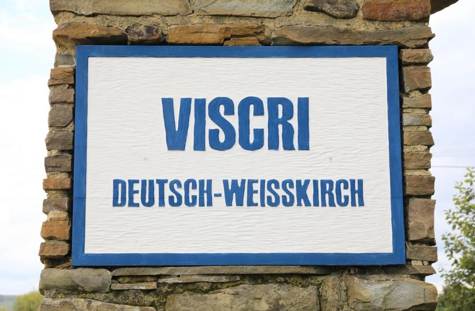 Reportaj The New York Times despre casa regelui Charles din Transilvania. Cât costă să dormi în patul monarhului    831519