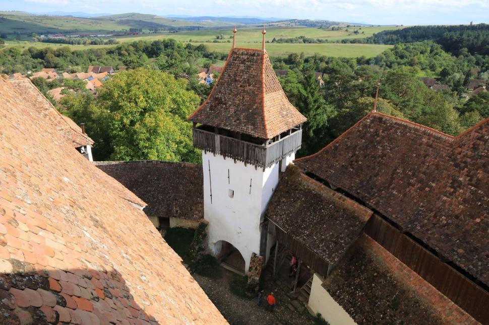 Reportaj The New York Times despre casa regelui Charles din Transilvania. Cât costă să dormi în patul monarhului    831521