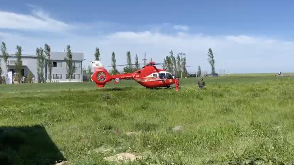 Un bărbat și o femeie au murit, după un accident grav cu șase victime, între două mașini și un TIR cu cereale, în Constanța 831845