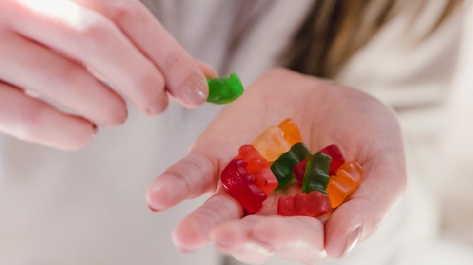 A murit fata de 14 ani din Cluj, care s-a înecat cu un jeleu 831805