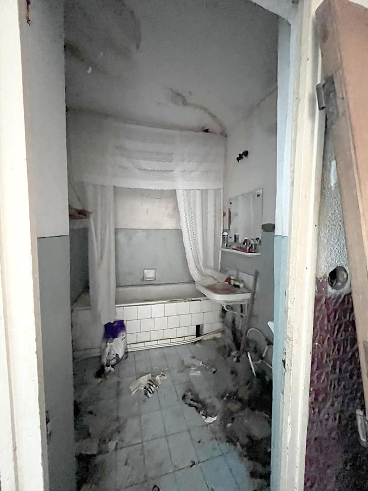 “Ce scump e mucegaiul” Cum arată cel mai urât apartament din Vaslui și la ce preț a fost pus la vânzare 831974
