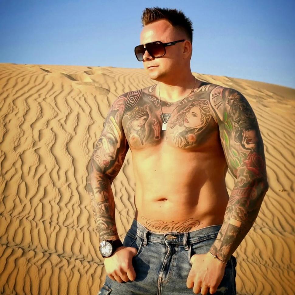 Profesor de sport din Craiova, arestat pentru proxenetism. A folosit metoda ”lover boy” și a încasat zeci de mii de euro 831962