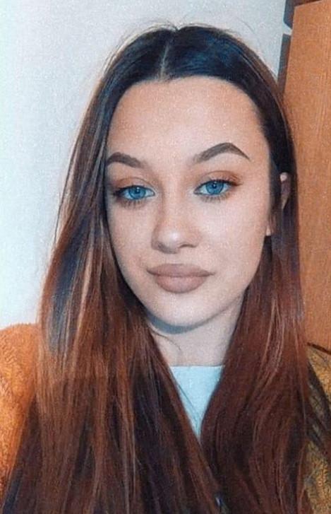 Lacrimi şi durere pentru Mihaela, o tânără din Buzău găsită moartă acasă, care avea tot viitorul în faţă 832365