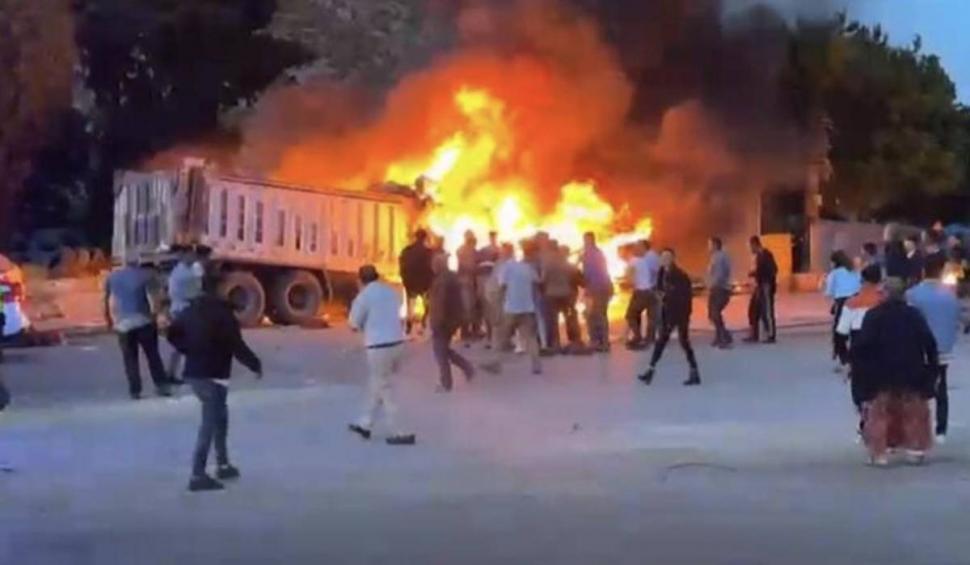 12 morți și 31 de răniți, după ce un camion a rămas fără frâne și a lovit mai multe mașini, în Turcia 832497