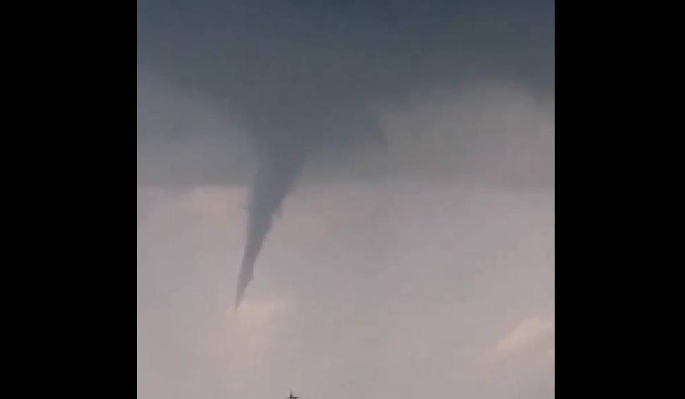 Fenomen misterios pe cer, în Satu Mare. Imaginile au fost postate pe internet 832564