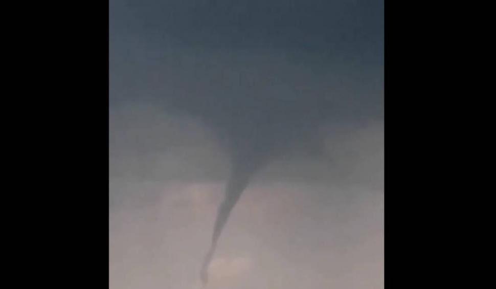 Fenomen misterios pe cer, în Satu Mare. Imaginile au fost postate pe internet 832565