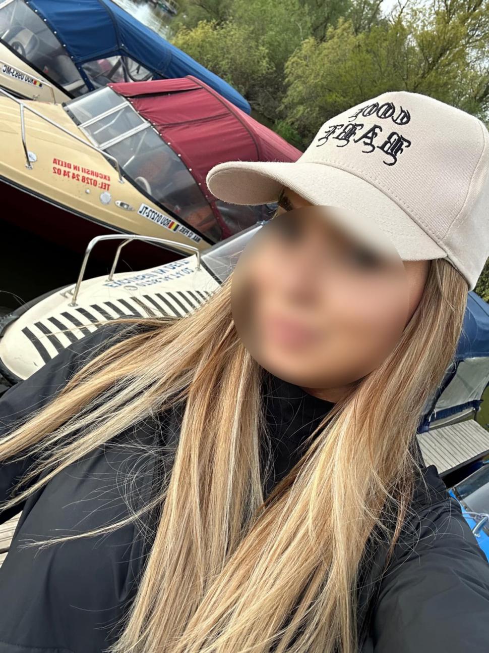 "Nu mai e! S-a dus la îngeri!". Ea este Ramona, tânăra care s-a înecat în lacul Snagov, după ce a căzut de pe skijet 832550