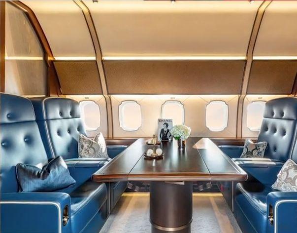 Cum arată avionul privat cu care Klaus Iohannis a mers la Londra, la încoronarea Regelui Charles al lll-lea 832678