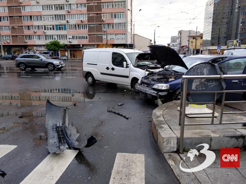 Accident grav pe Şos. Ştefan cel Mare din București: Tramvaiele, blocate pe ambele sensuri 832812