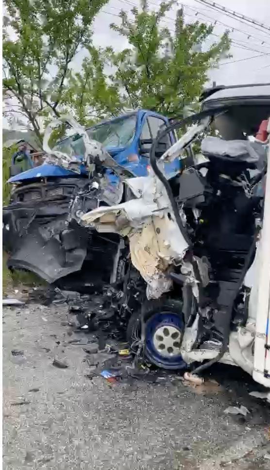 Accident violent în Gorj: trei oameni au fost transportaţi la spital | Traficul a fost blocat 832874