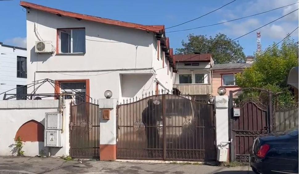 Miraj Tzunami, fratele lui Tzancă Uraganu, evacuat din casă cu mascații 832876