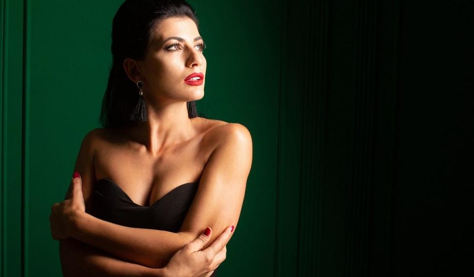 O româncă a ajuns la Urgenţe după ce i-a explodat un sân 832857