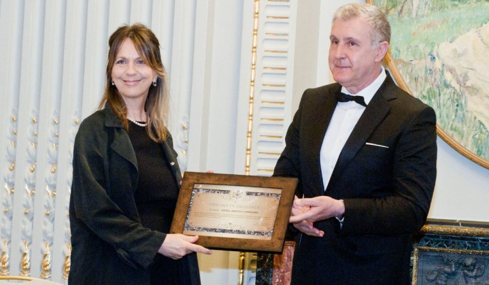 Performanța și calitatea produselor Carmistin, premiate în cadrul Galei Asociației Furnizorilor Casei Regale a României