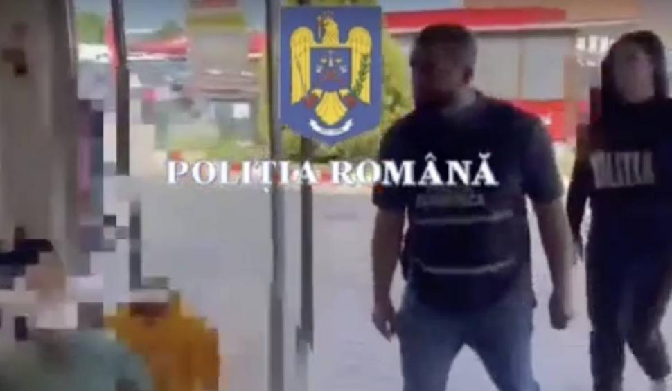 Percheziții la Dragonul Roșu: Poliția a ridicat peste 4200 de produse contrafăcute în valoare de 323.000 de lei 833441