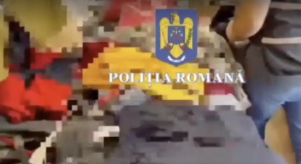 Percheziții la Dragonul Roșu: Poliția a ridicat peste 4200 de produse contrafăcute în valoare de 323.000 de lei 833442