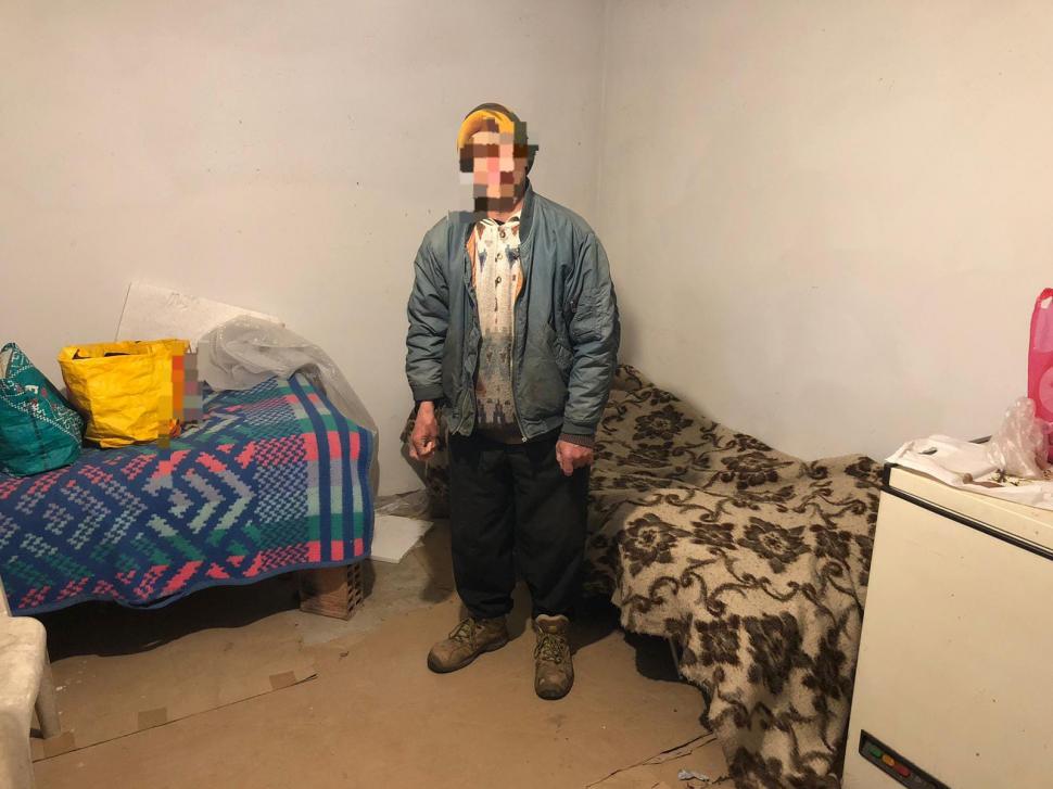 Rețea care racola persoane cu handicap pe care le exploata ca pe sclavi, destructurată în Maramureș 833460