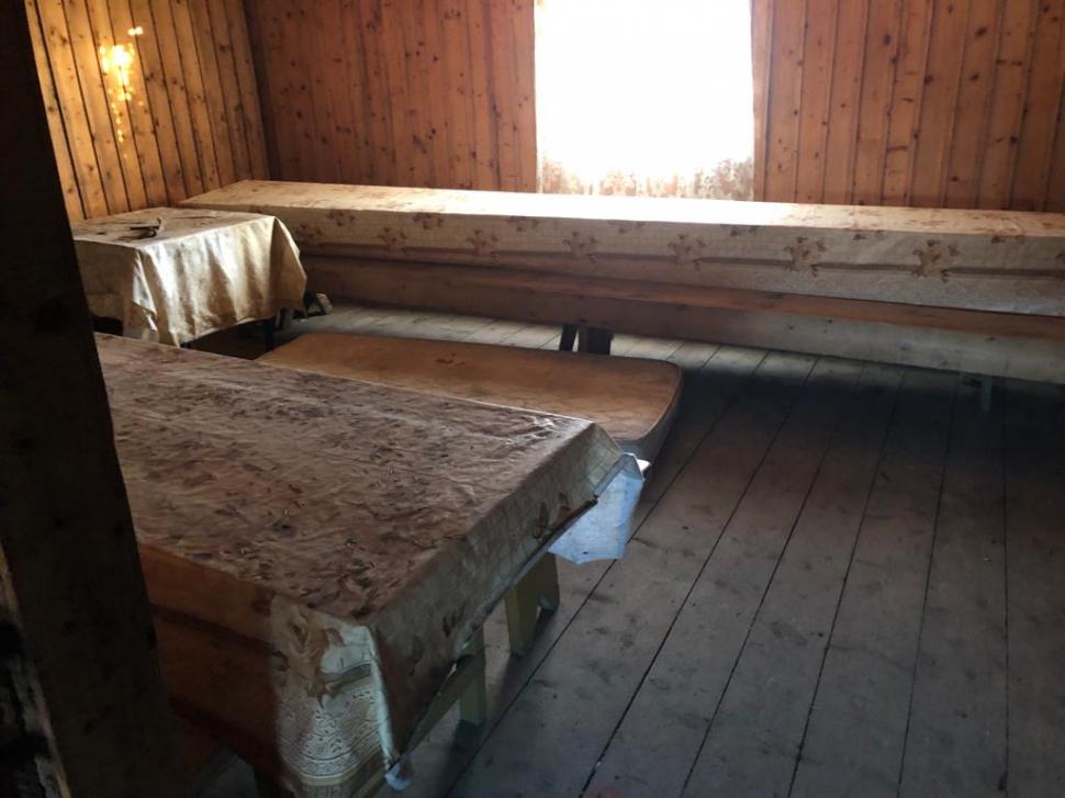 Rețea care racola persoane cu handicap pe care le exploata ca pe sclavi, destructurată în Maramureș 833463