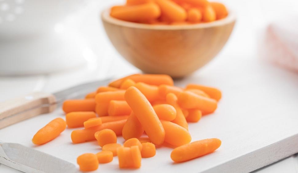 Băutura care alungă insomnia şi creşte imunitatea. Lidia Fecioru: "Se bea de 2-3 ori pe zi, dar uscăm noi frunzele, nu le luăm de pe câmp" 833796