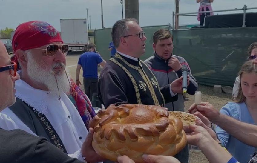 Parastasul Piraților Nepomeniți. Masă mare de pomenire la Cimitirul Maritim din Sulina 833720