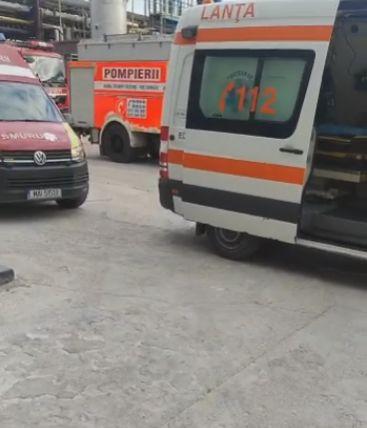 Alertă la Rafinăria Petromidia! Două persoane au căzut într-un bazin | Una dintre victime a murit  833733