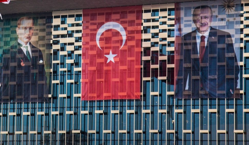Turul doi de scrutin, anunţat oficial de autorităţile din Turcia. Erdogan şi Kilicdaroglu se confruntă din nou pe 28 mai