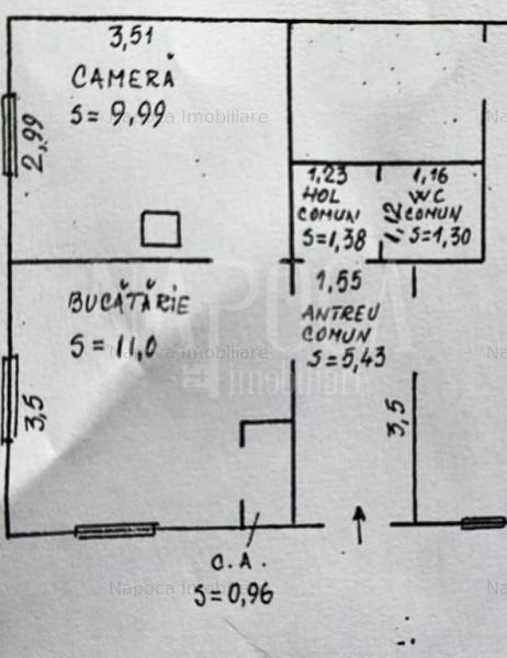 Cum arată "apartamentul situat la casă" scos la vânzare la un preţ de lux în Cluj  834417