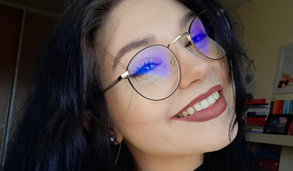 Laura, Cristina şi Mădălin sunt cei trei adolescenţi care au murit în Mehedinţi, după ce maşina lor s-a izbit de un TIR 834484