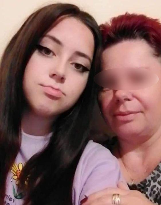 Laura, Cristina şi Mădălin sunt cei trei adolescenţi care au murit în Mehedinţi, după ce maşina lor s-a izbit de un TIR 834536