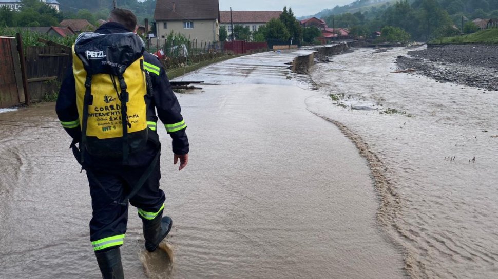 Se anunță torenți, viituri și posibile inundații în mai multe județe din ţară