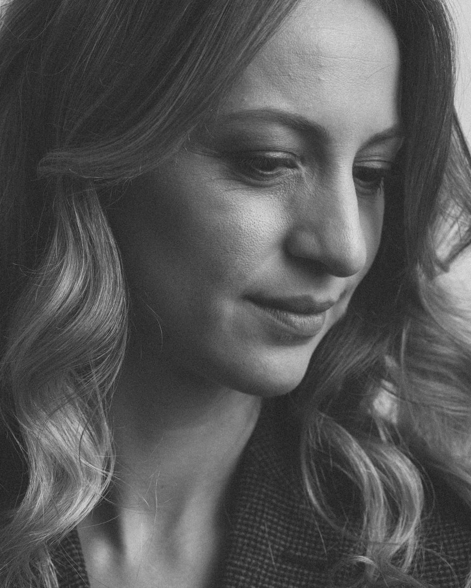 Cunoscută actriță din București, revoltată până la lacrimi: "Azi am fost bătută în Cișmigiu, în plină zi, lângă podul ăsta frumos" 834933