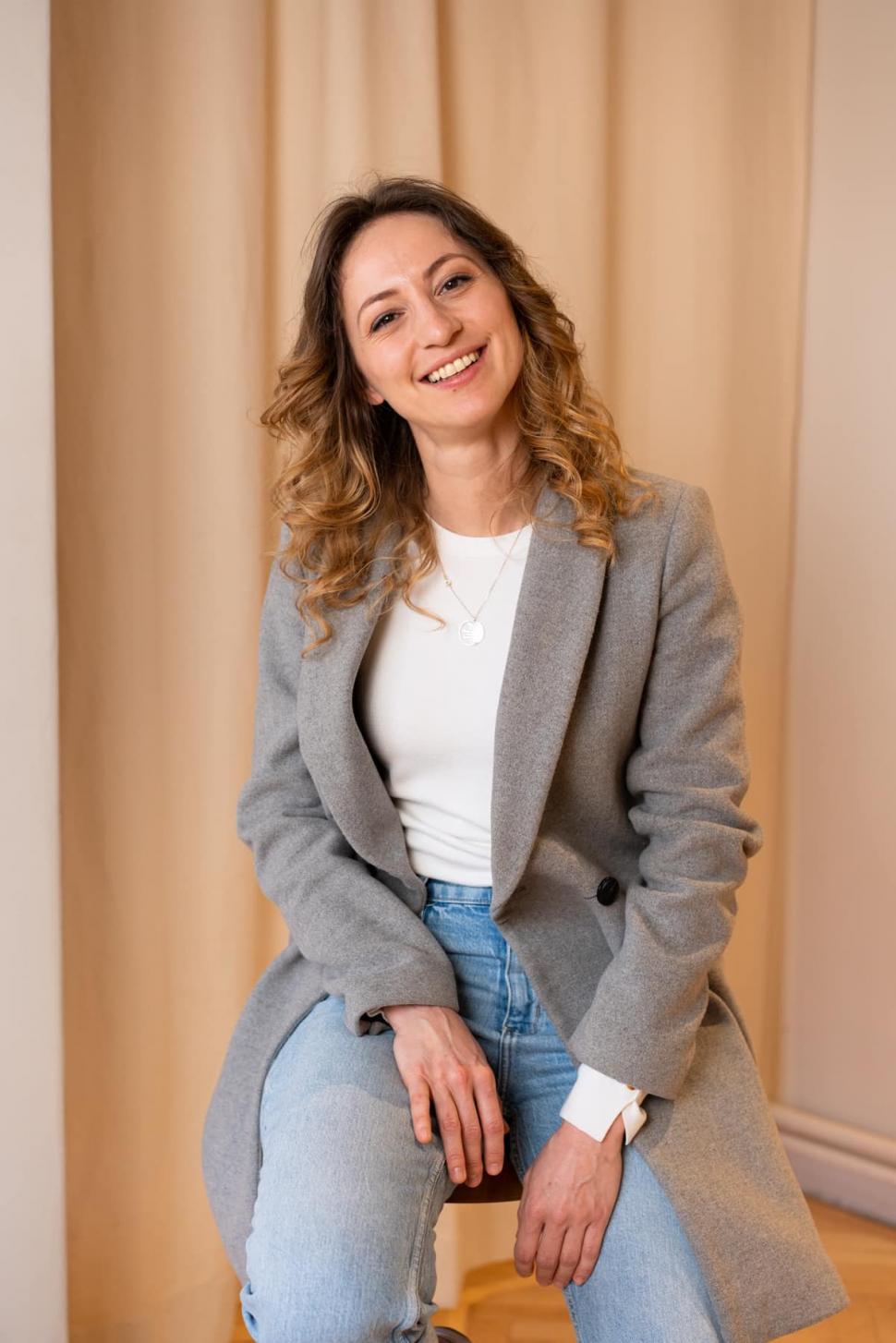 Cunoscută actriță din București, revoltată până la lacrimi: "Azi am fost bătută în Cișmigiu, în plină zi, lângă podul ăsta frumos" 834938