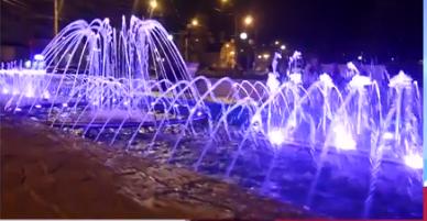 Fântână muzicală la preţ de apartament construită într-un oraş cu gropi, după o investiţie de zeci de mii de euro 834802